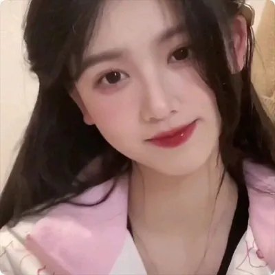 一个攞景的少年
